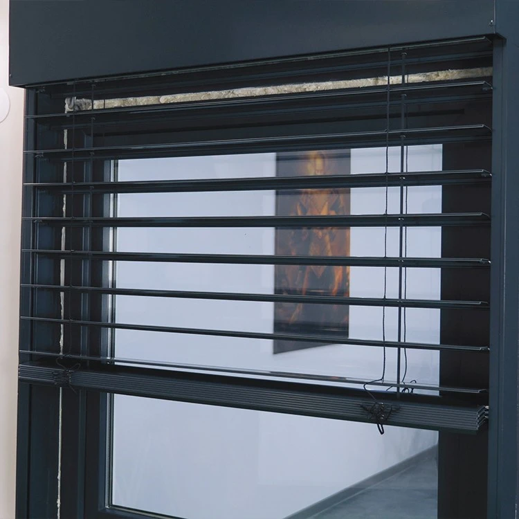 Raffstores Z90 - 100 x 100 mit Antrieb