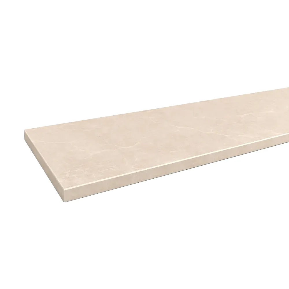Innenfensterbank aus Agglo-Marmor &bdquo;Beige Luna&ldquo; (100 &times; 150 mm) mit abgerundeter Ecke und gefaster Kante.