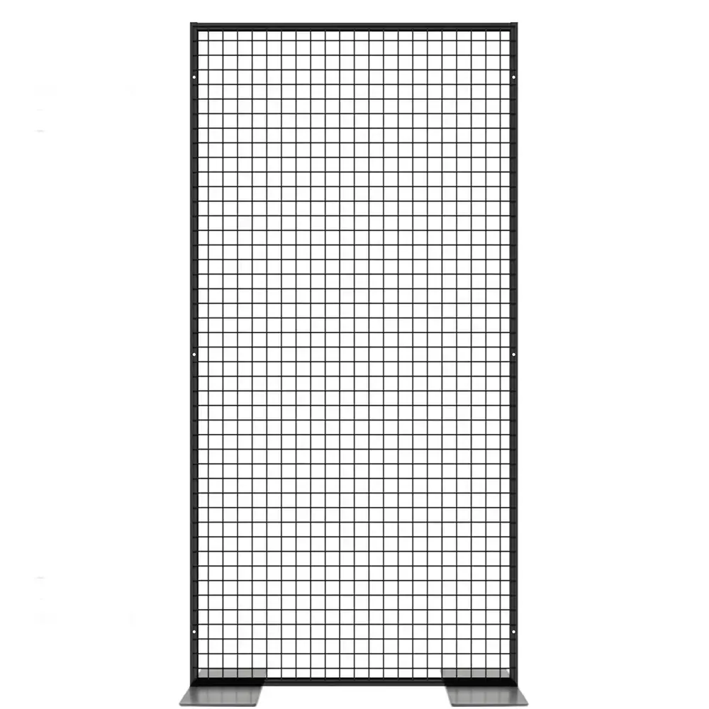Schwarzes Stahlgitter im Loft-Stil (1220 &times; 2420 mm) mit technischen Daten und Zubeh&ouml;r&uuml;bersicht.